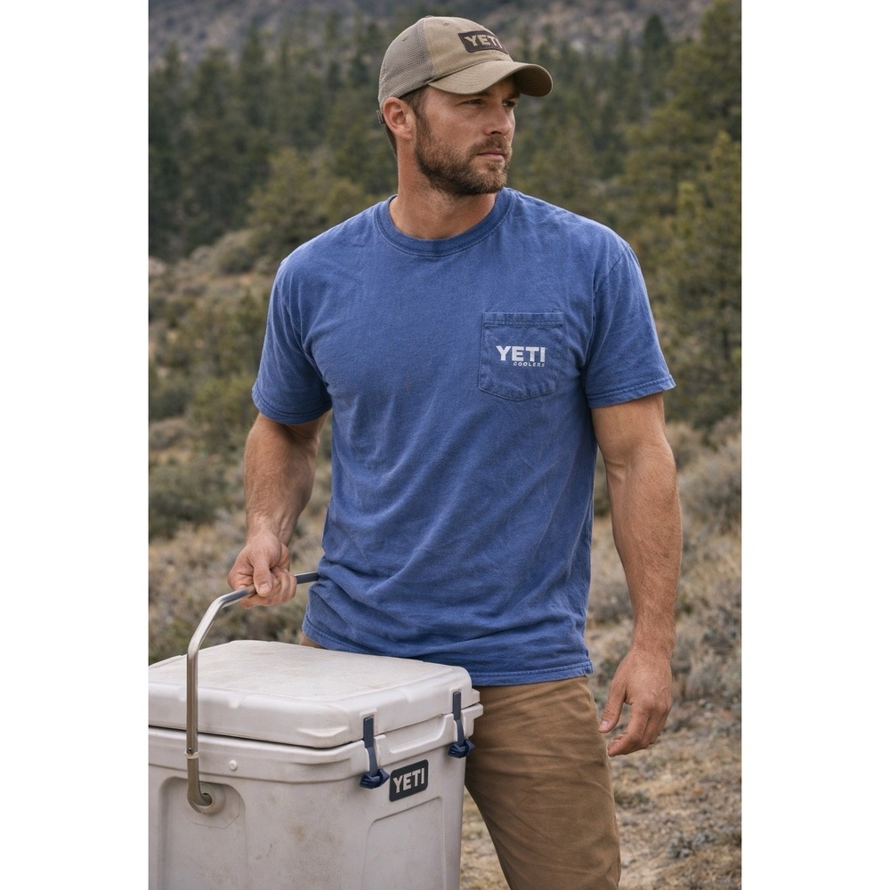 Navy Blue Yeti Coolers S/S T-Shirt Wildly Stronger Front Pocket Sz M Advertising